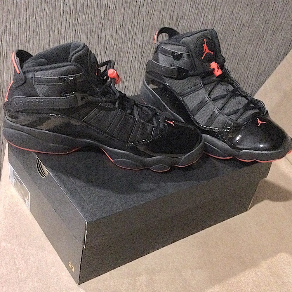 NIB 2022 Air Jordan 6 Rings Black/Infrared